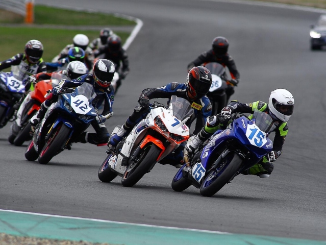 Hlavní obrázek k článku: Slovenské okénko: Michal Búlik 2x na pódiu v Oscherslebenu