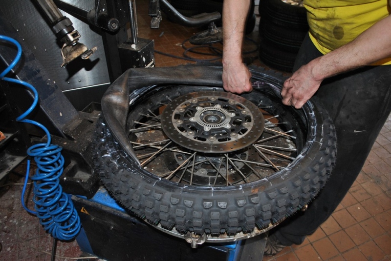 Test pneumatik Mitas E-09 a E-13 Rally - 4 - 3 Mitas pneu E-09 a E-13 (8)
