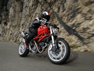 Ducati Monster slaví dvacetiny 