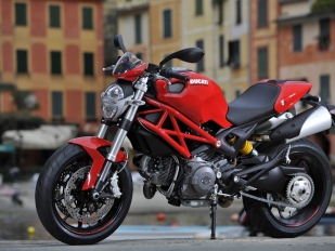 Ducati Monster 796: zlatá střední cesta