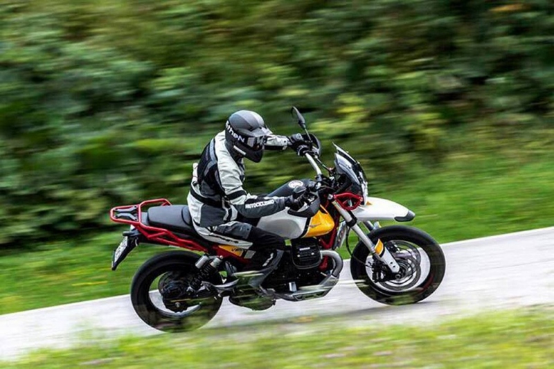 Moto Guzzi V85 TT 2019: Tutto Terreno - 5 - 1 Moto Guzzi V85 TT (5)