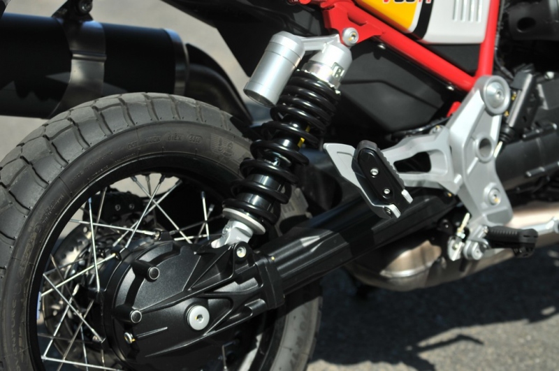 Test Moto Guzzi V85 TT: klasika plná emocí - 42 - 1 Moto Guzzi V85 TT test (25)