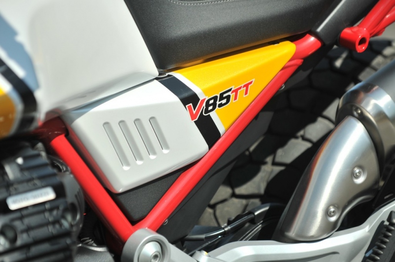 Test Moto Guzzi V85 TT: klasika plná emocí - 53 - 2 Moto Guzzi V85 TT test (43)