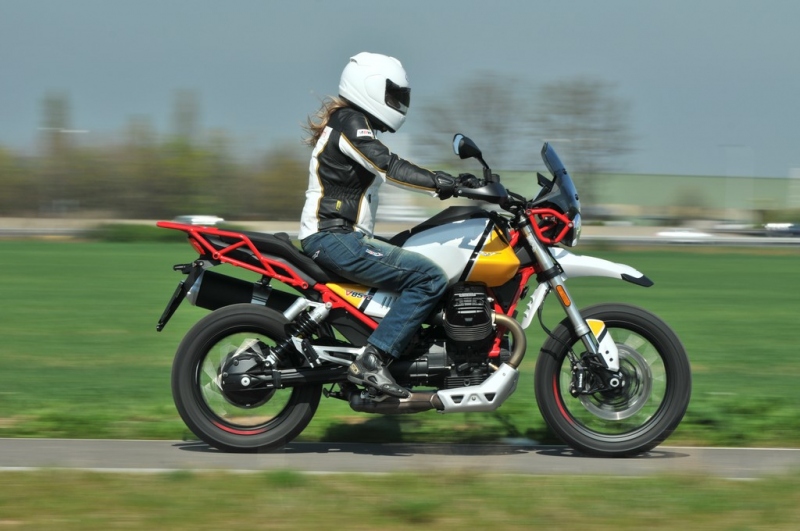 Test Moto Guzzi V85 TT: klasika plná emocí - 16 - 2 Moto Guzzi V85 TT test (59)
