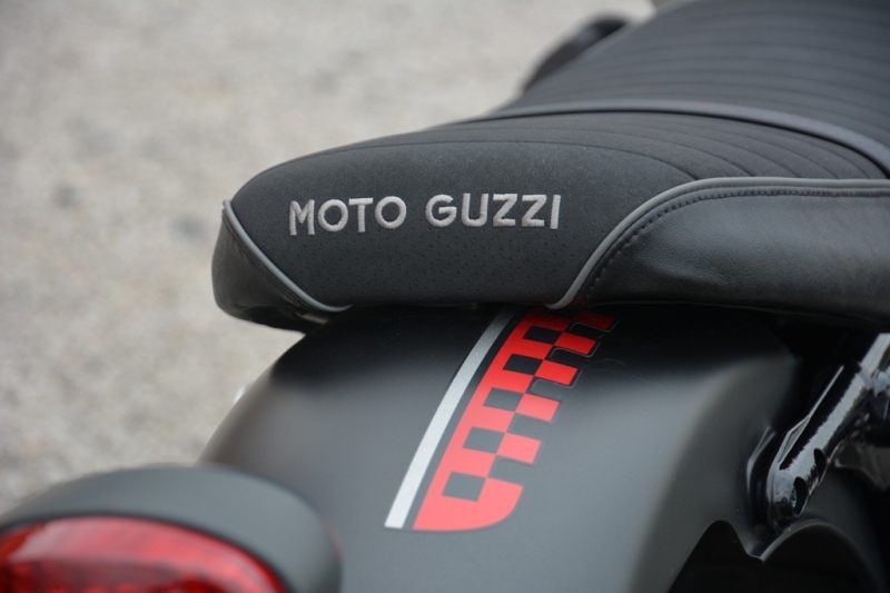 Test Moto Guzzi V9 Bobber a V9 Roamer: schůzka V9 - 52 - 2 Moto Guzzi V9 2016 test20