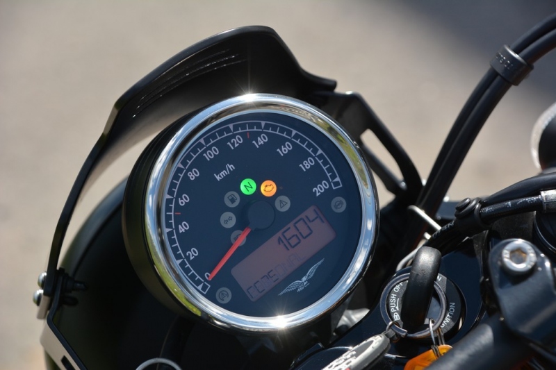 Test Moto Guzzi V9 Bobber Sport: na víkend s bobrem - 11 - 1 Moto Guzzi V9 Bobber Sport 2019 test (15)