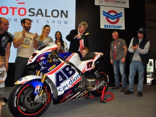 Odhalení Abrahámova motocyklu zahájilo Motosalon v Brně