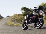speed triple Overview