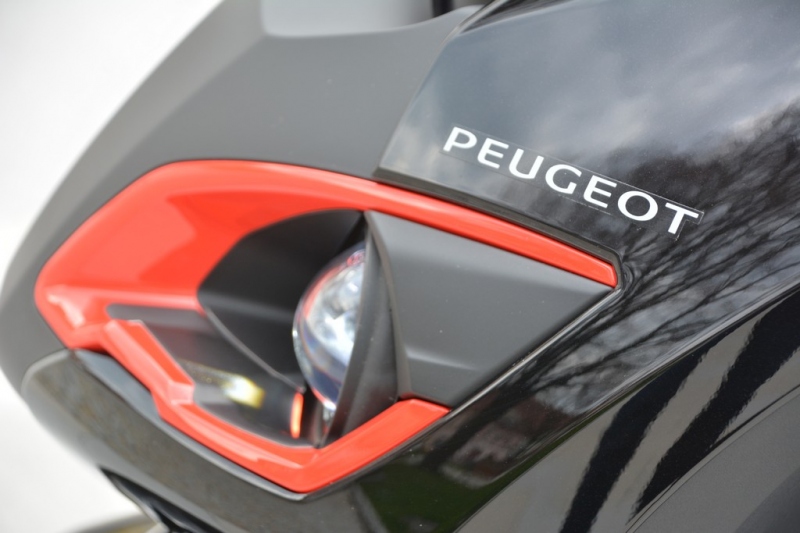 Test Peugeot Speedfight 4: hravé lvíče - 46 - 1 Peugeot Speedfight 4 125i test (4)