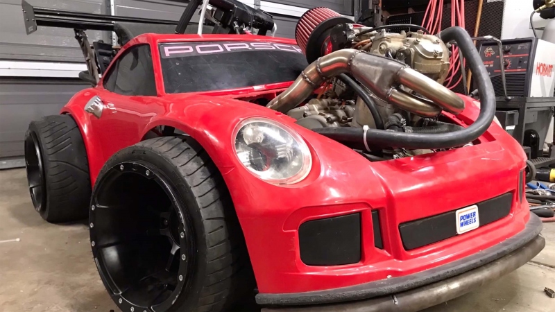 Power Wheels Porsche 911 GT3 s motorem z KTM - 1 - 2 Porsche 911 GT3 KTM Power Wheels (8)