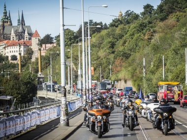 Hlavní obrázek k článku: Prázdninová Praha ožije legendárními stroji Harley-Davidson