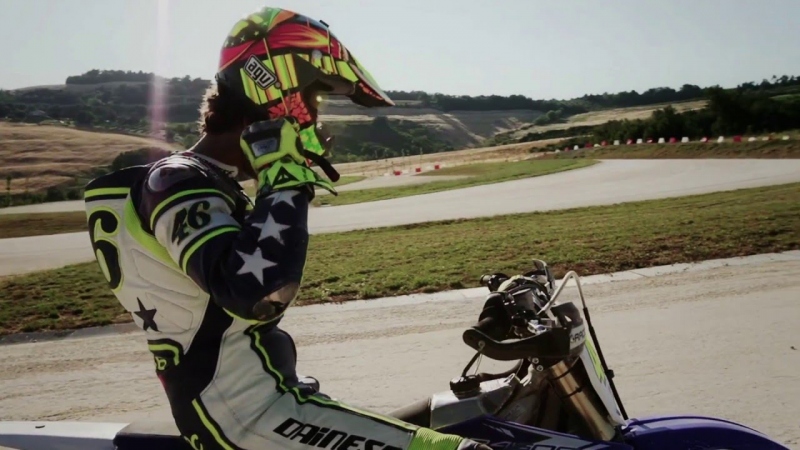 Valentino Rossi: seriál The Doctor, Riding the Ranch (3.díl) - 1 - 1 Rossi ranch3
