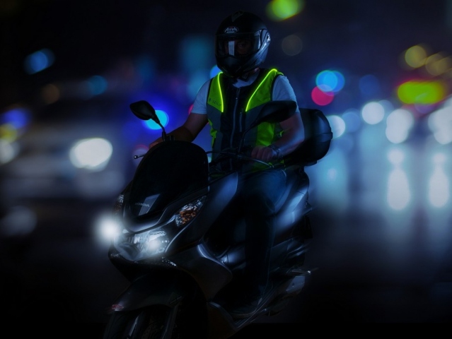 Hlavní obrázek k článku: SCILIF Sunfiber: aktivní reflexní motovesta