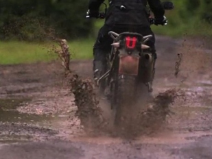 Triumph Adventure: nové video