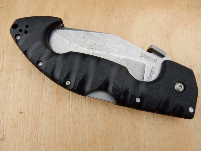 Test zavíracího nože Cold Steel Spartan - 6 - 1 Spartan Cold Steel (10)