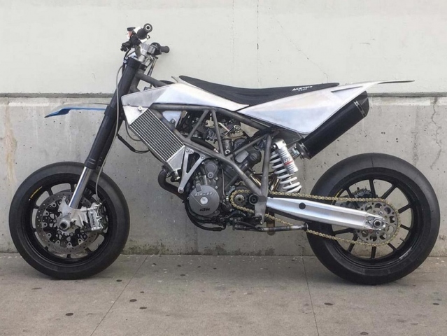 Hlavní obrázek k článku: Hazan Motorworks: Supermoto 950
