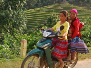 Vietnam na motocyklu: země plná barev