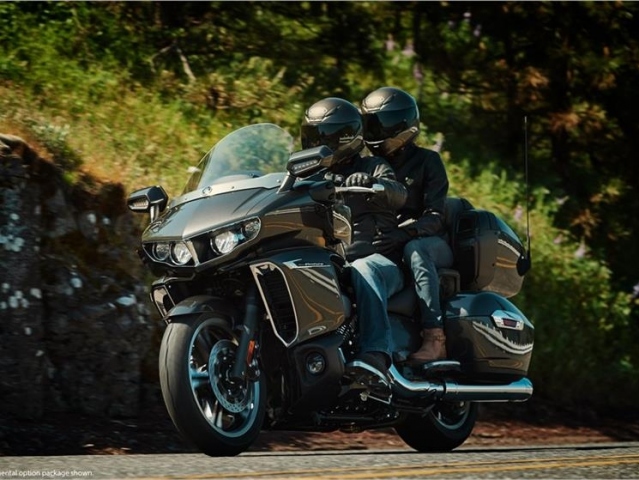 Hlavní obrázek k článku: Yamaha Star Venture 2018: luxusní cruiser