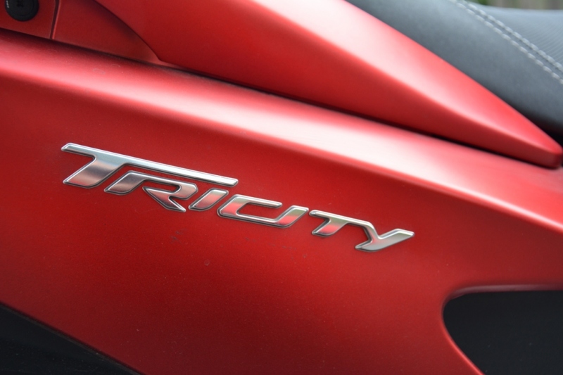 Test Yamaha Tricity: trojnásobná jistota - 30 - 1 Yamaha Tricity 2015 test14