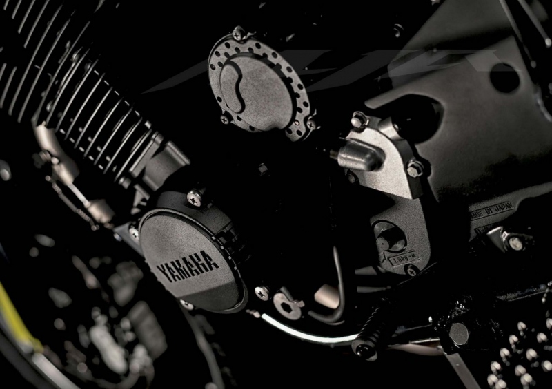 Mya VR46: speciál pro Valentina Rossiho - 14 - 1 Yamaha XJR 1300 Mia Flat Track Rossi (15)
