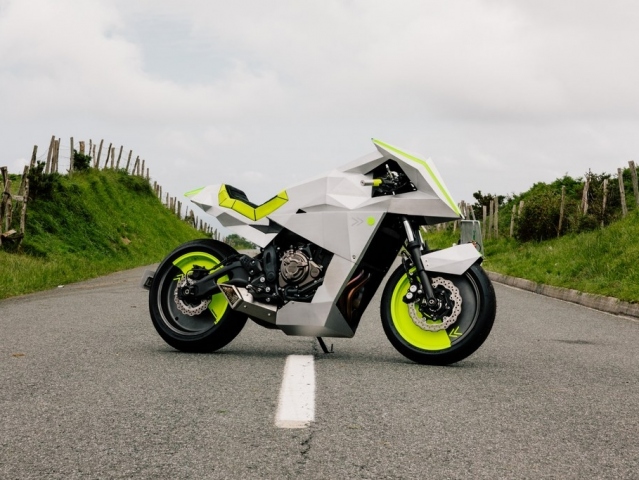 Hlavní obrázek k článku: Yamaha XSR700: The Outrun od Ton-Up Garage