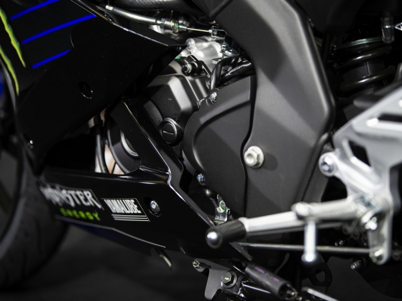 Yamaha YZF R125: speciální edice Monster Energy MotoGP - 15 - 1 Yamaha YZF R125 Monster Energy MotoGP (1)