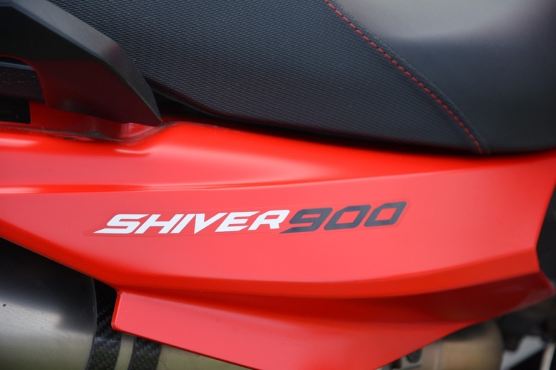 Test Aprilia Shiver 900: dvouválcová radost - 39 - 1 2020 Aprilia Shiver 900 test (2)