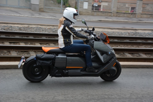 Fórum k článku Test BMW CE 04: elektrický jezevčík × Motoforum.cz