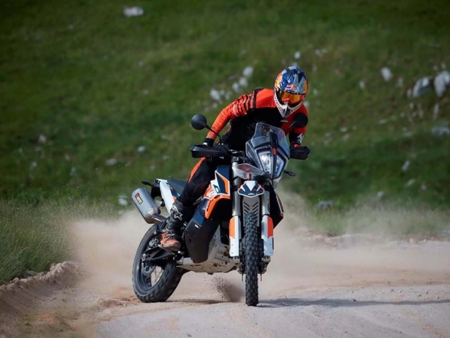 Hlavní obrázek k článku: KTM 790 Adventure R Rally: ještě víc off-road