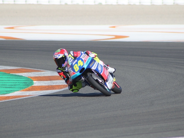 Hlavní obrázek k článku: Úvod testů Moto3 v Jerezu: 13. Kornfeil, 29. Salač