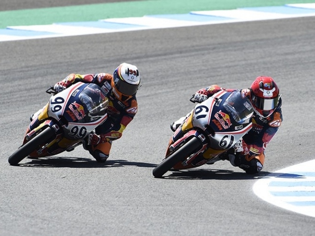 Hlavní obrázek k článku: Red Bull Rookies Cup: Tatayovi vyšla odveta, 4. Salač
