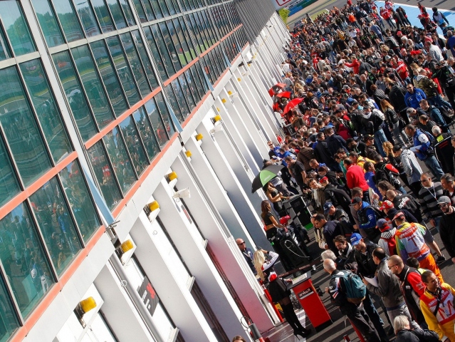 Hlavní obrázek k článku: Fakta a zajímavosti vztahující se k závodu Magny Cours