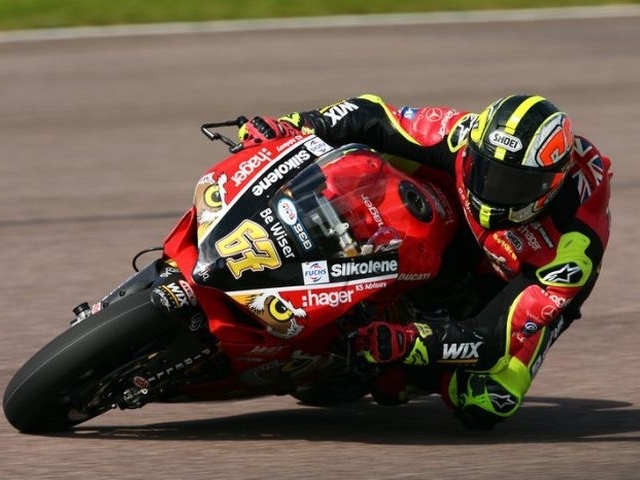 Hlavní obrázek k článku: BSB Cadwell Park: V úvodu kraloval Shane Byrne, 20. Smrž