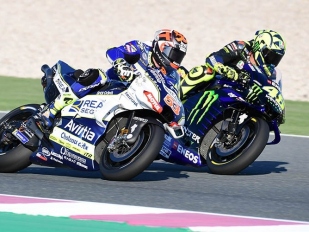 MotoGP v Kataru: Na čele překvapivě Valentino Rossi
