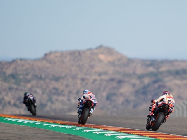 Hlavní obrázek k článku: Warm Up v Aragonu II: Arbolino - 2. Salač!; Nakagami a Sam Lowes