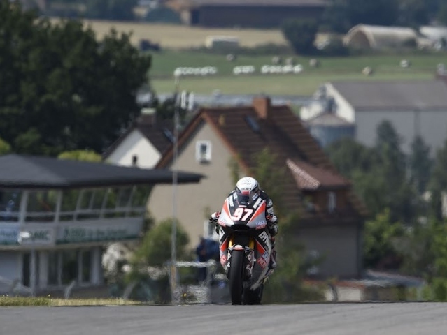 Hlavní obrázek k článku: V Moto2 vede po pátku skoro domácí Xavi Vierge