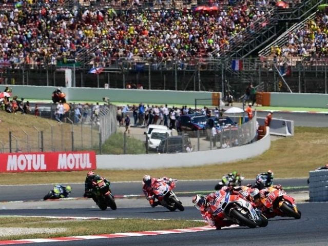 Hlavní obrázek k článku: Cirkus zvaný MotoGP cestuje do Barcelony