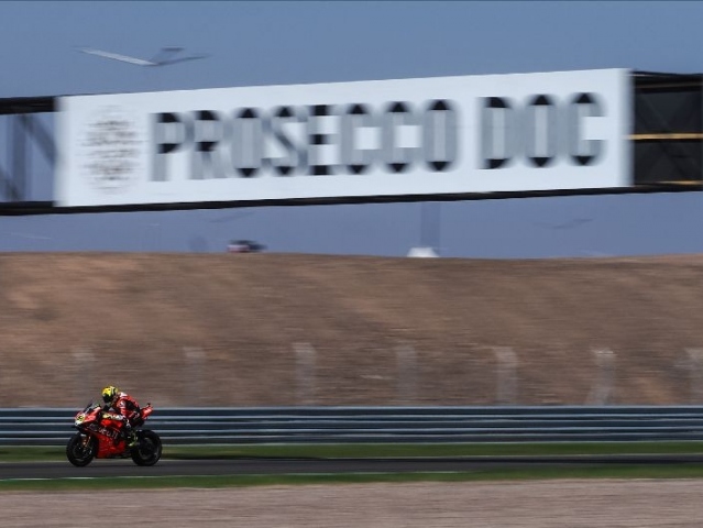 Hlavní obrázek k článku: Bautista vede po pátku tabulku časů WorldSBK