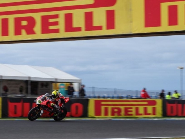 Hlavní obrázek k článku: MotoGP vs. WSBK: Bautistovy úspěchy postavily superbikery do špatného světla