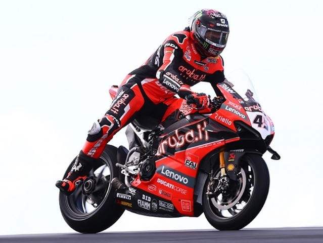 Hlavní obrázek k článku: Rookie Redding blamoval matadory