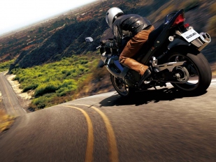 Suzuki GSX1250FA: Bandit s cestovními geny