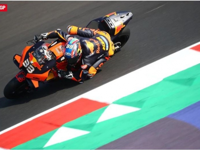 Hlavní obrázek k článku: Na čele časové tabulky překvapivě Brad Binder s KTM