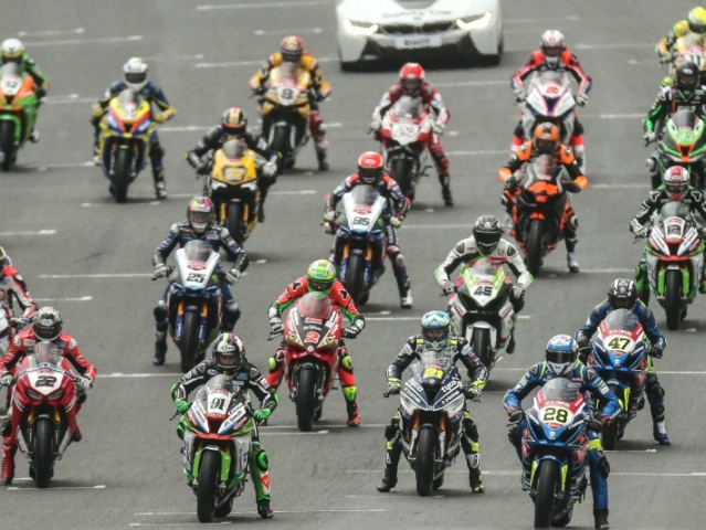 Hlavní obrázek k článku: BSB pokračuje závodem na okruhu v Brands Hatch
