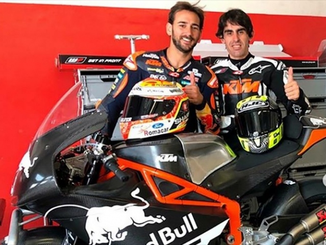 Hlavní obrázek k článku: Testy Moto2 s motory Triumph v Aragónu