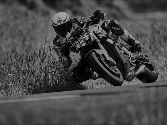 Hlavní obrázek k článku: Carlin Dunne smrtelně havaroval při závodě Pikes Peak