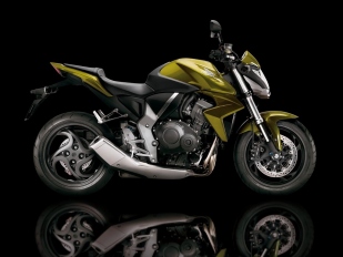 Honda CB1000R: rebel