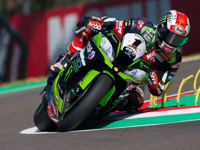 Hlavní obrázek k článku: Imola, 1. Quali: Suverenní Rea, Hayden crash, 20. Ježek