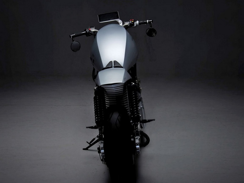 Ethec: elektrický motocykl s pohonem obou kol - 2 - 1 ethec (2)