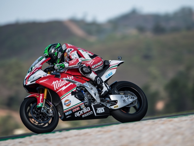 Hlavní obrázek k článku: Superpole vyhrál Laverty, 20. Smrž