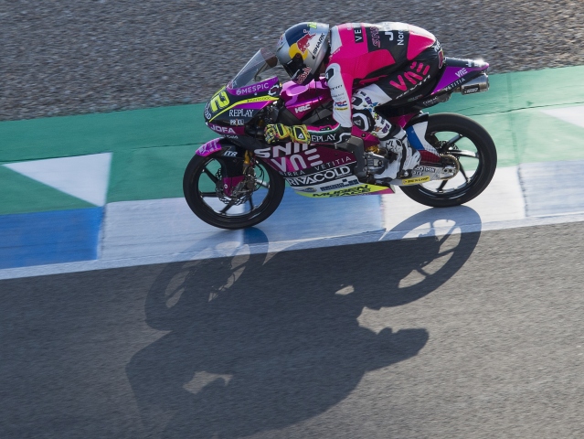Hlavní obrázek k článku: Gran Premio Red Bull de Andalucía byla zahájena Warm-Upy